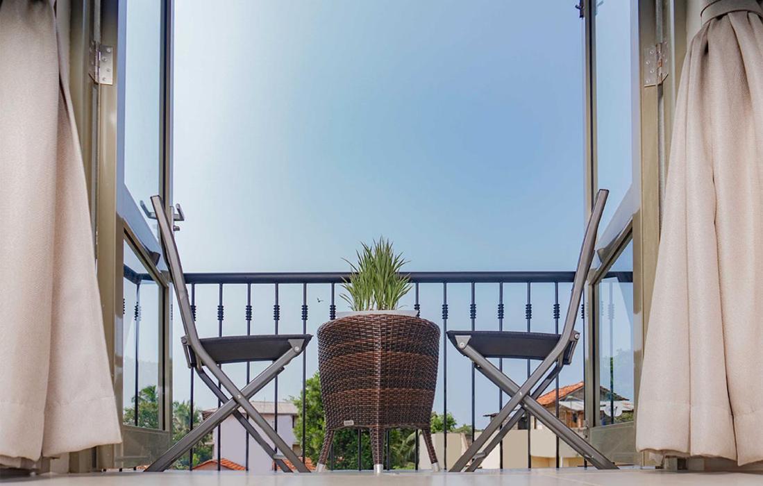 Hive 68 - Hotel And Resorts Negombo Bagian luar foto